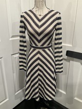 BCBG MAX AZRIA KRISTINA DRESS LONG SLEEV FIT  FLARE NAVY AND IVORY ZIP BACK