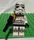 LEGO Star Wars Minifigure Sandtrooper With Orange/Yellow Pauldron