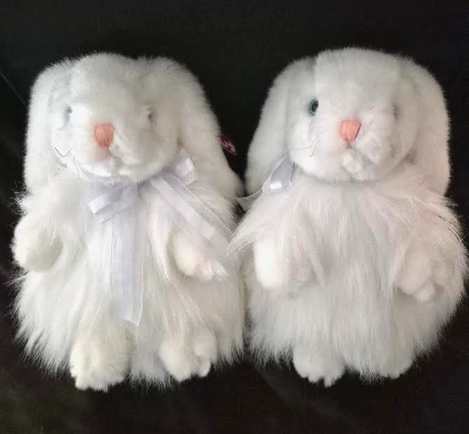 2001 Original Ty Classic- 11 inch Cashmere the White Rabbit, selling as set of 2 - Image 3 of 4