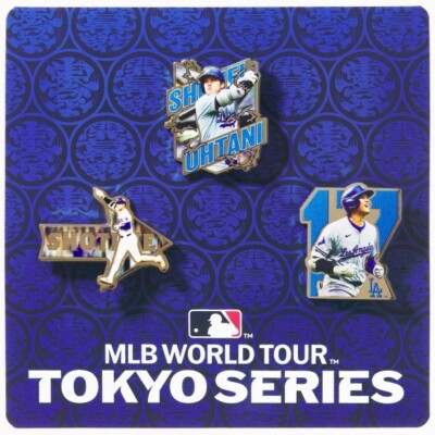 記念グッズ MLB WORLD TOUR TOKYO SERIES pin badge s-l400.jpg