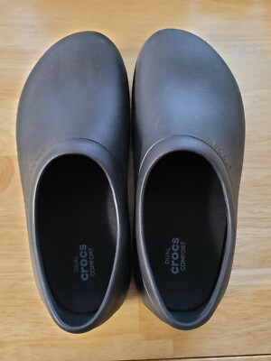 dual crocs comfort clogs