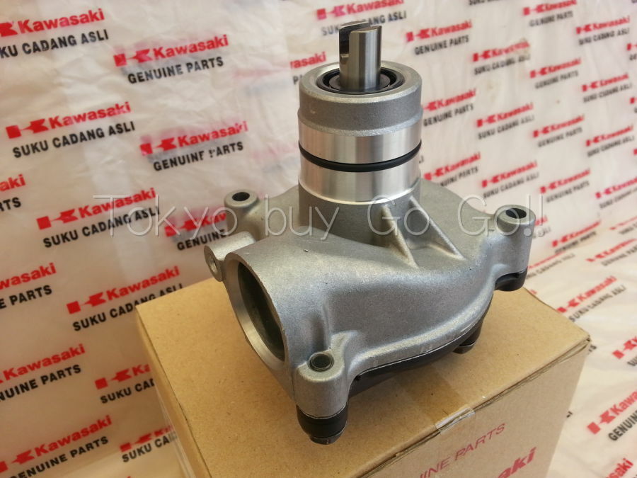 nanan　1204040 0Kawasaki ZX1000 Ninja ZX-10 Water Pump w/O-Ring 49044-1080 NEW