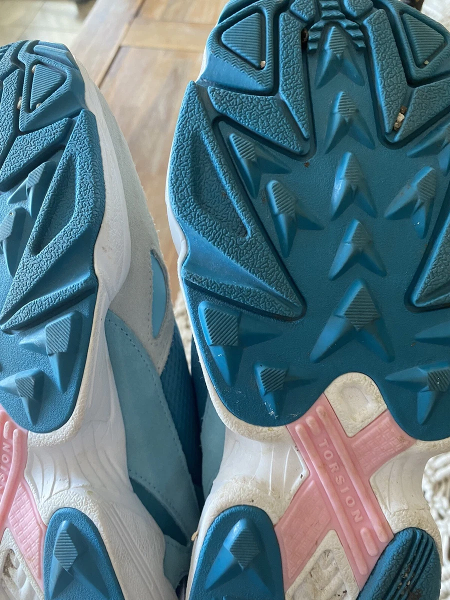 adidas Women s Falcon Blue Teal Tint Light Aqua Ombre Suede
