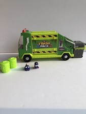 Trash Pack Garbage Truck The Gross Gang in Your Garbage 2 Exclusive Trashies