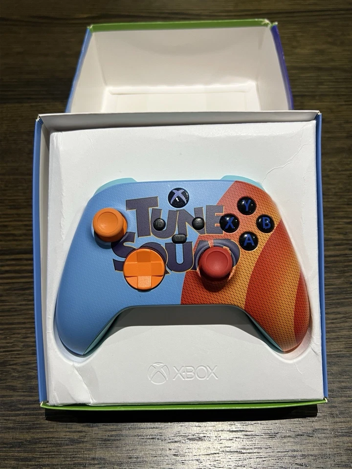 Xbox Series X Spacejam Limited Edition Controller - Excellent Condition - RARE - Image 2 of 4