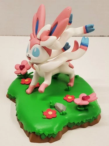 Funko Pokemon Sylveon An Afternoon With Eevee And Friends Pokemon Center Figure