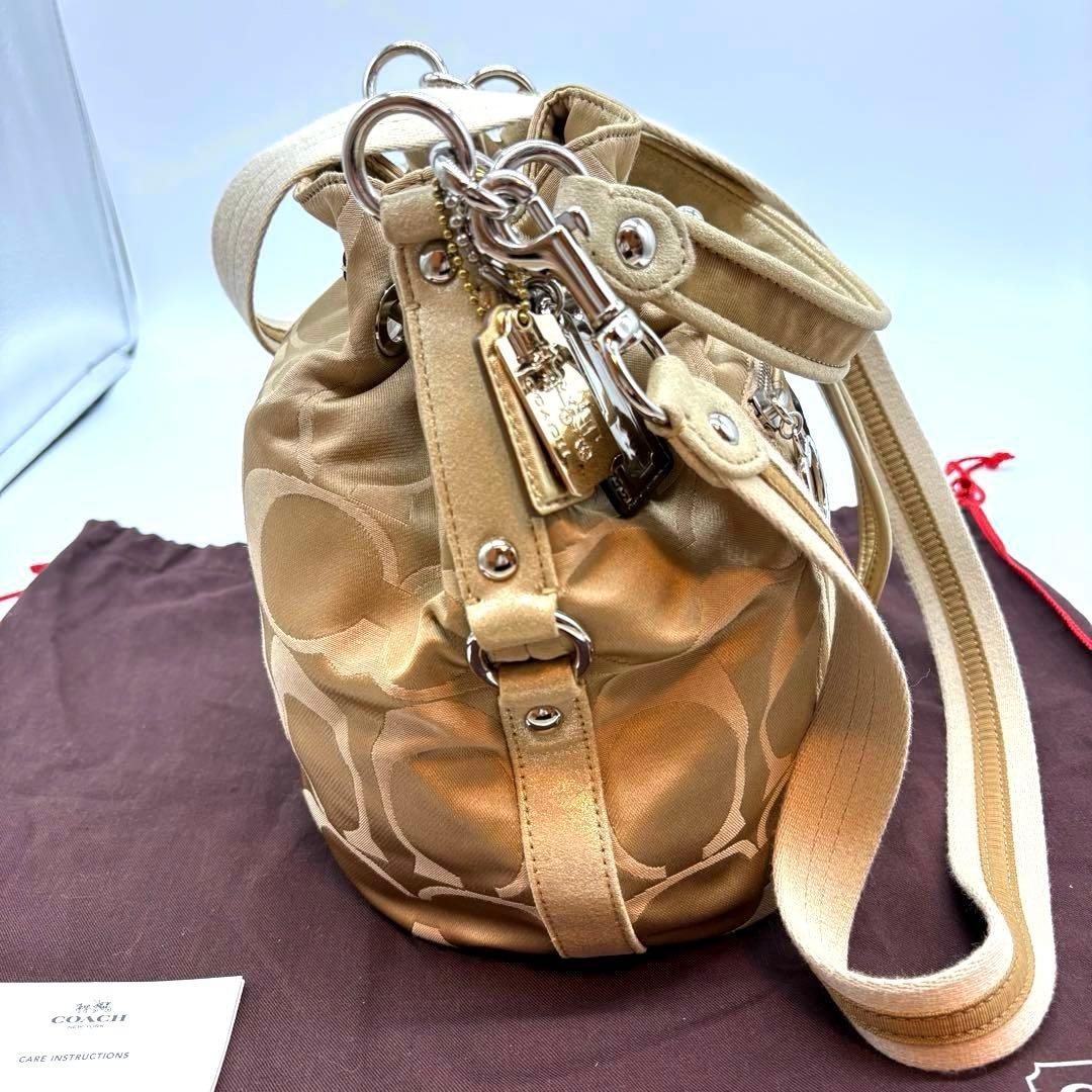 Extremely Beautiful COACH Drawstring Shoulder Bag… - image 13