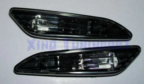 Indicatori e frecce nero per auto tuning ed elaborate