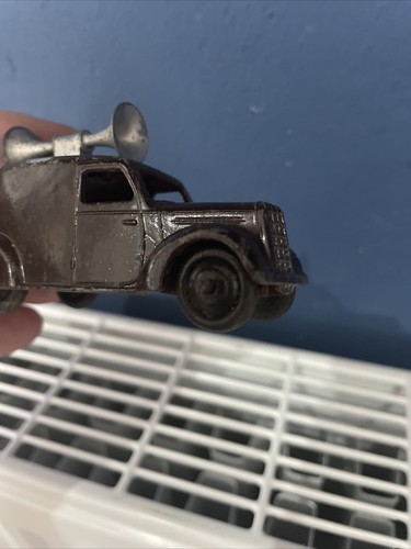 Vintage Dinky Toys 34C Loudspeaker Van Dark Brown Black Hubs - Picture 6 of 6