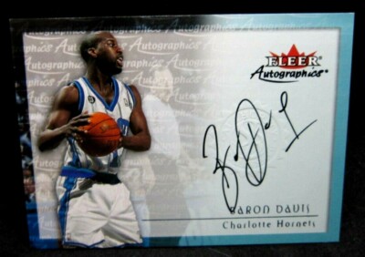 Baron Davis RC 1999-00 Fleer Autographics Rookie Black Autograph 