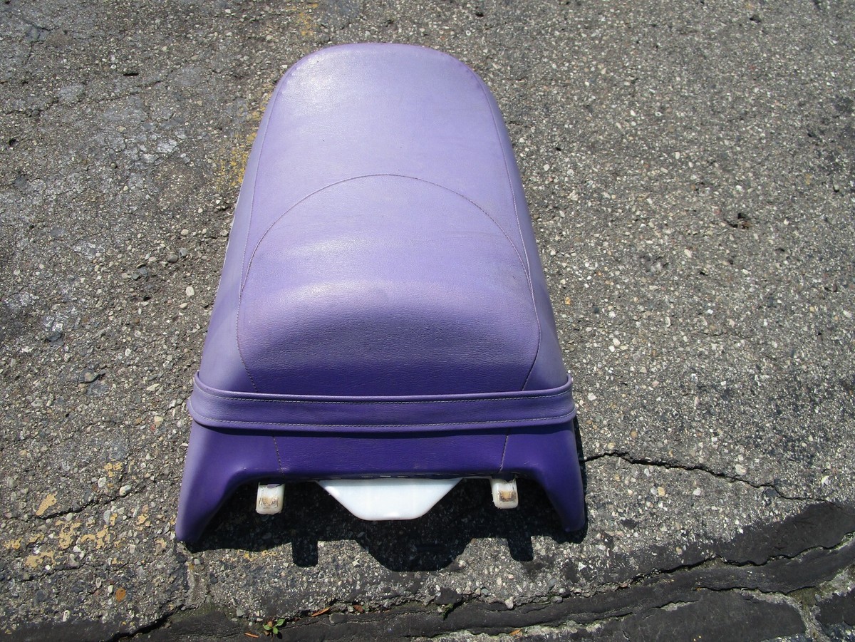 97 YAMAHA WAVE VENTURE 760 REAR SINGLE SEAT ASSEMBLY GH3-U372A-00
