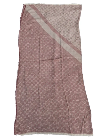 Foulard femme Gucci vintage monogramme rose 80% laine 20% soie fabriqué en Italie.
