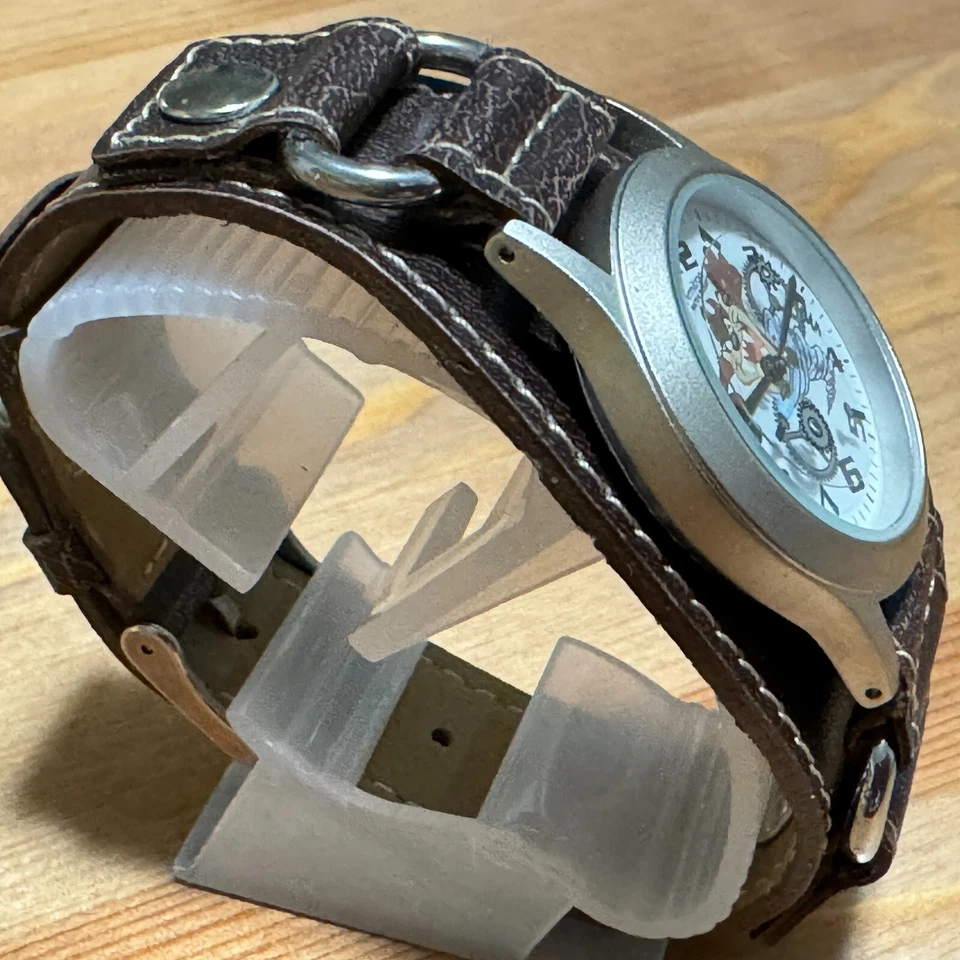 Reloj de cuarzo Armitron de colección 2200/682 para mujer Taz Devil banda plateada batería nueva Foto 3 de 4