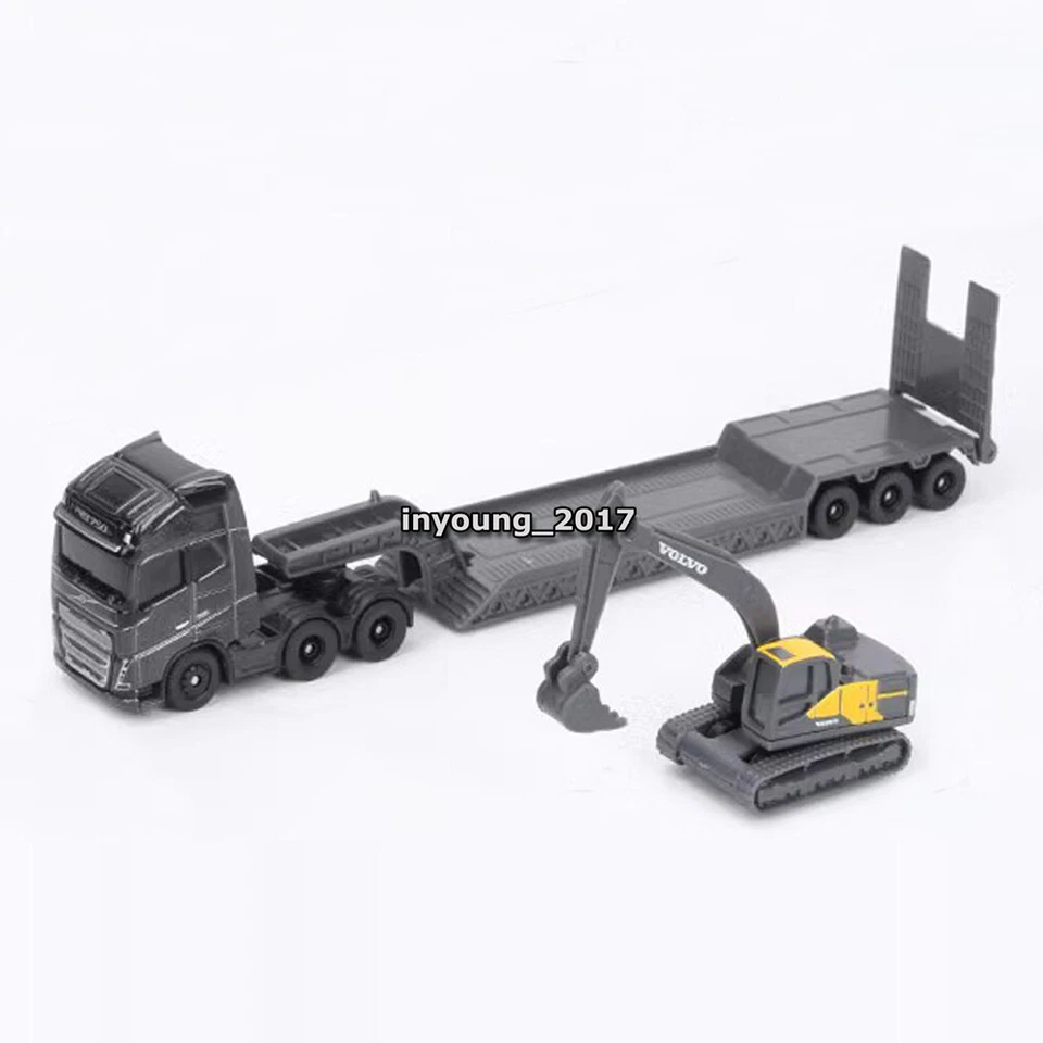 Volvo FH16 6x4 Tow Truck with Volvo EC220E Excavator Model Diecast Toy Car - Image 4 of 4