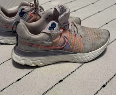 Women s Size 8.5 Nike React Infinity Running Shoes