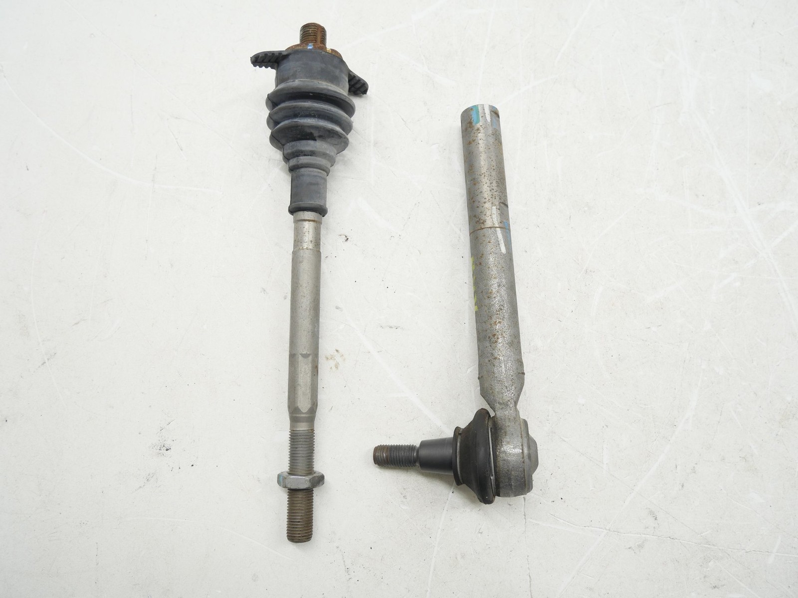 Used Rear Passenger Right Tie Rod End Link Suspension 2016-2021 McLaren 570S OEM