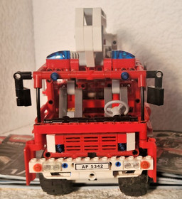 Lego 8289 Red Fire Truck
