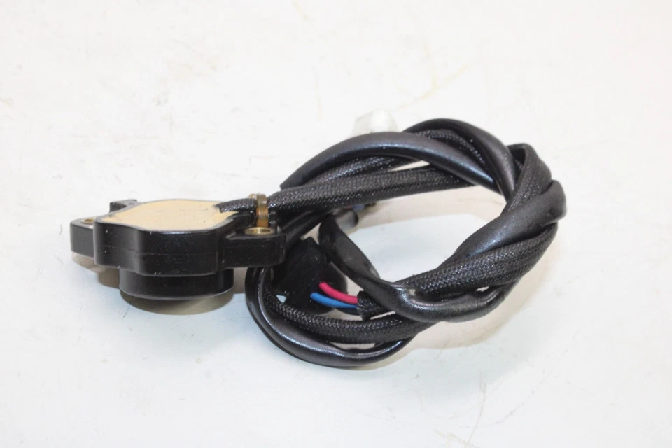 Suzuki Hayabusa GSX1300R 2006 OEM interruptor neutro sensor Foto 4 de 4