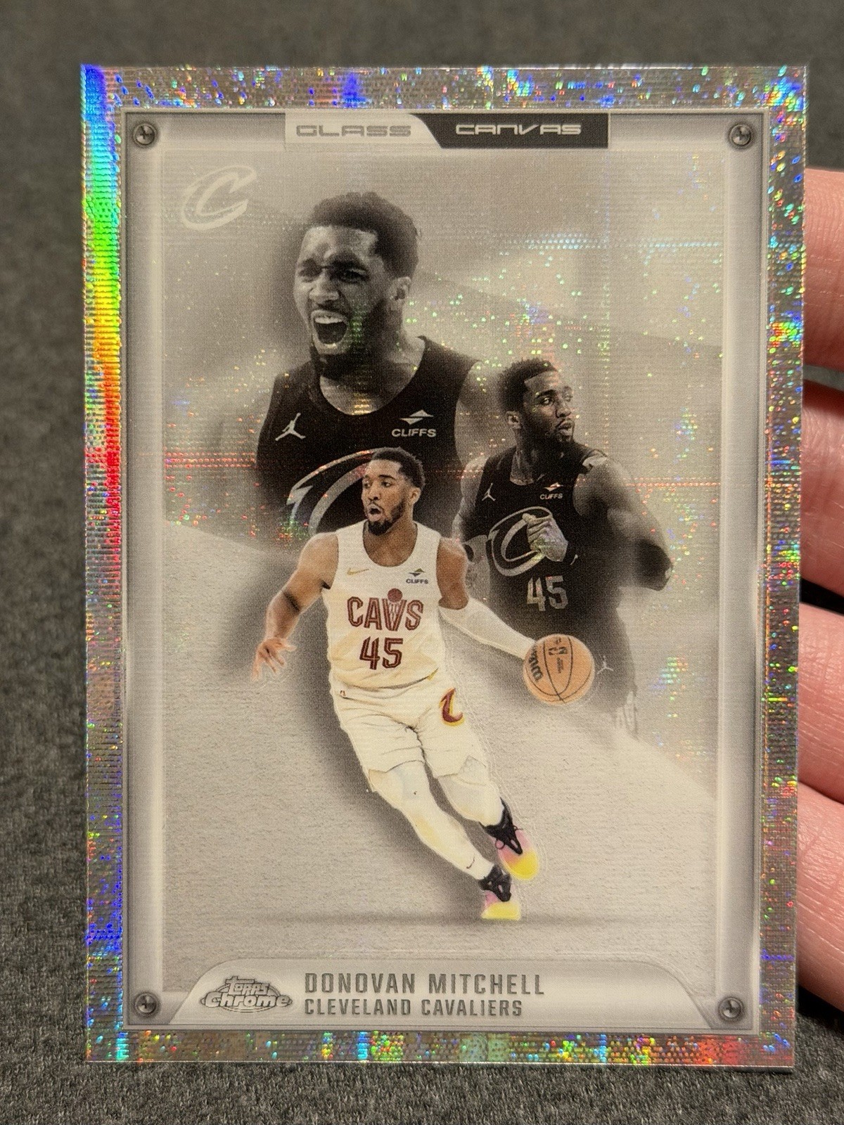 Donovan Mitchell 2025-26 Topps Chrome Case Hit SSP Glass Canvas Cavaliers GC-20