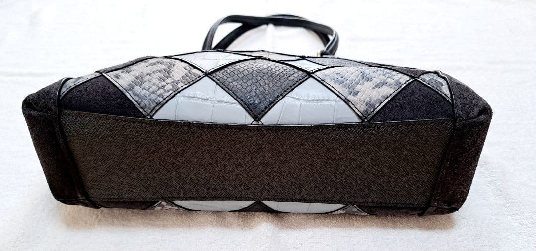 COACH handbag patchwork diamond pattern 30a - image 6