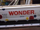HO Four Bay Covered Hopper Car. Wonder Bread 4103 A H M Original Box — photo 7