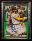 Fernando Tatis Jr 2022 Topps Definitive Defining Images Green Auto /10