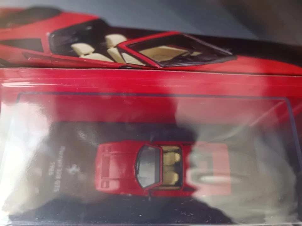 Ferrari GT 1:64 Limited Edition - 328 GTS - 1985 - Uscita n.77 - Immagine 3 di 3