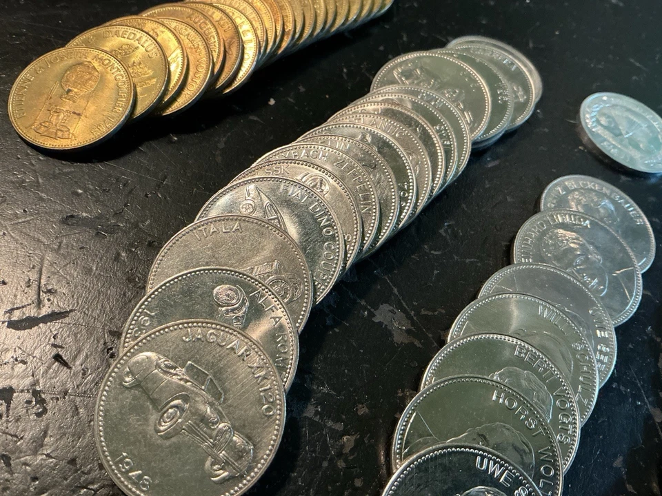 64 x Shell Medaillen / Sammelmünzen - Fußball , Autos , Luftfahrt , Raumfahrt - Bild 3 von 4