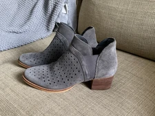 EARTH KEREN Women's Ankle Booties Leather Suede 9.5