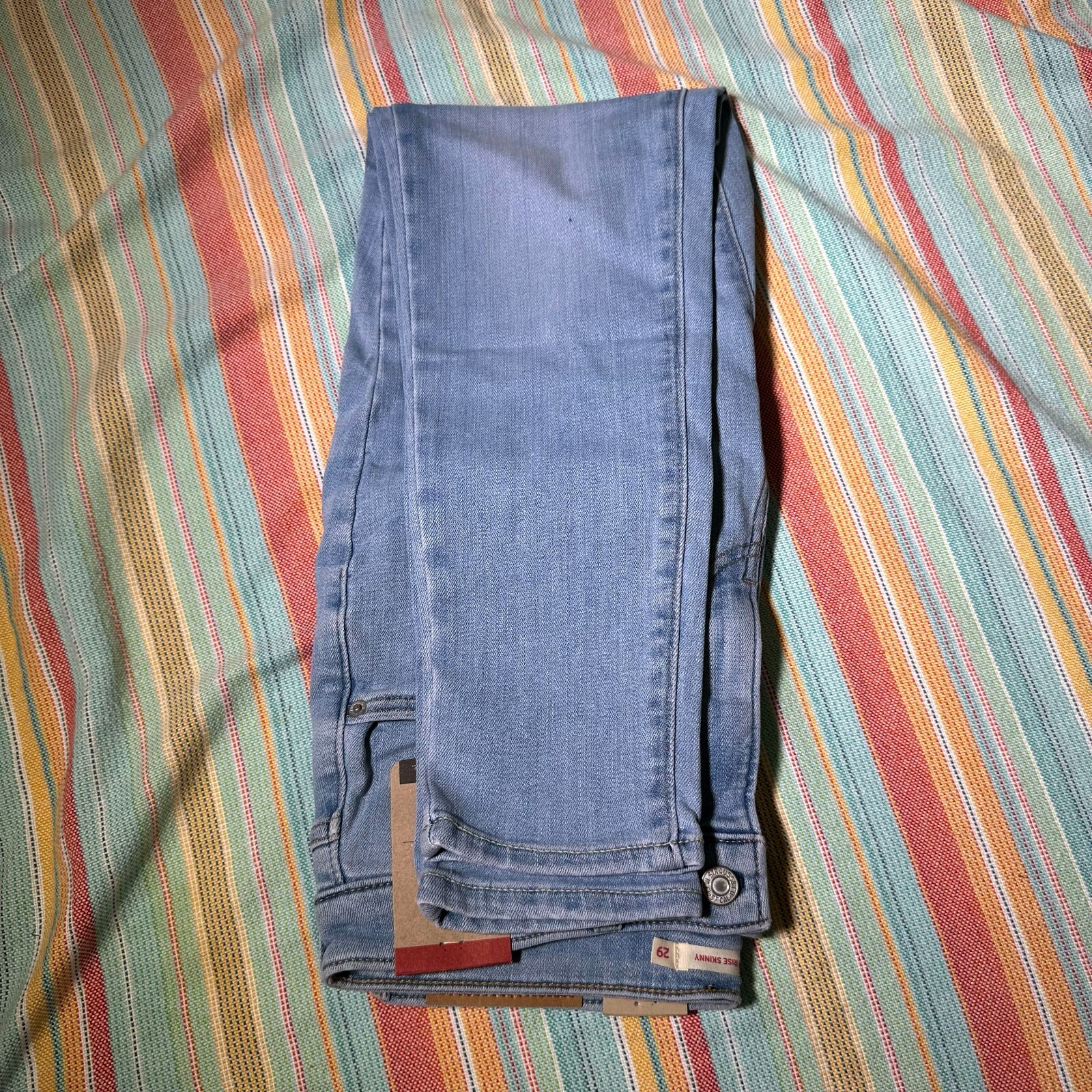 Picture 4 of 6