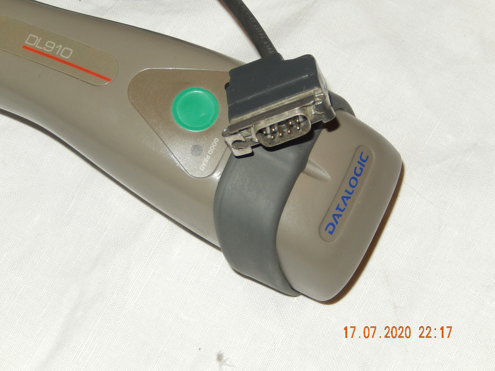https://i.ebayimg.com/images/g/zf8AAOSw81hfFKoF/s-l1600.jpg