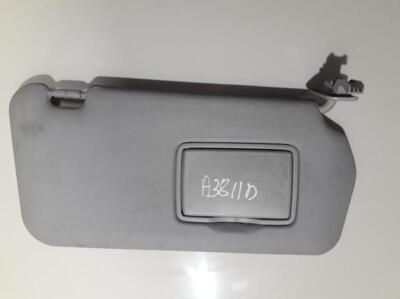 Mazda 5 2006 Sun Visor, With Light and Mirror and Clip j48jr, Genu #578533-54