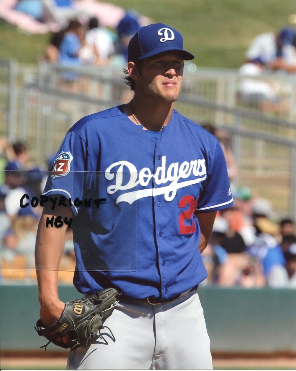CLAYTON KERSHAW Photo in action Los Angeles Dodgers (c) #1