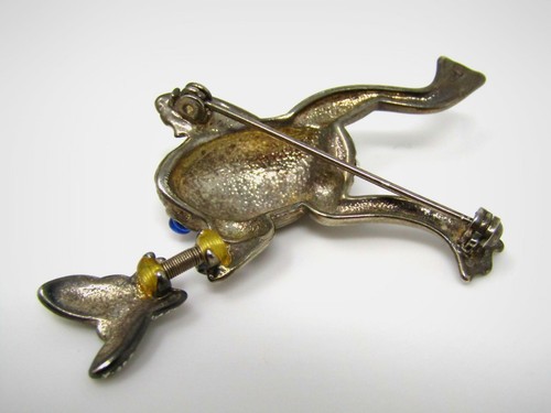 Vintage Collectible Pin: Frog Incredible Design Spring Butterfly (1 Eye Missing) - Picture 4 of 5