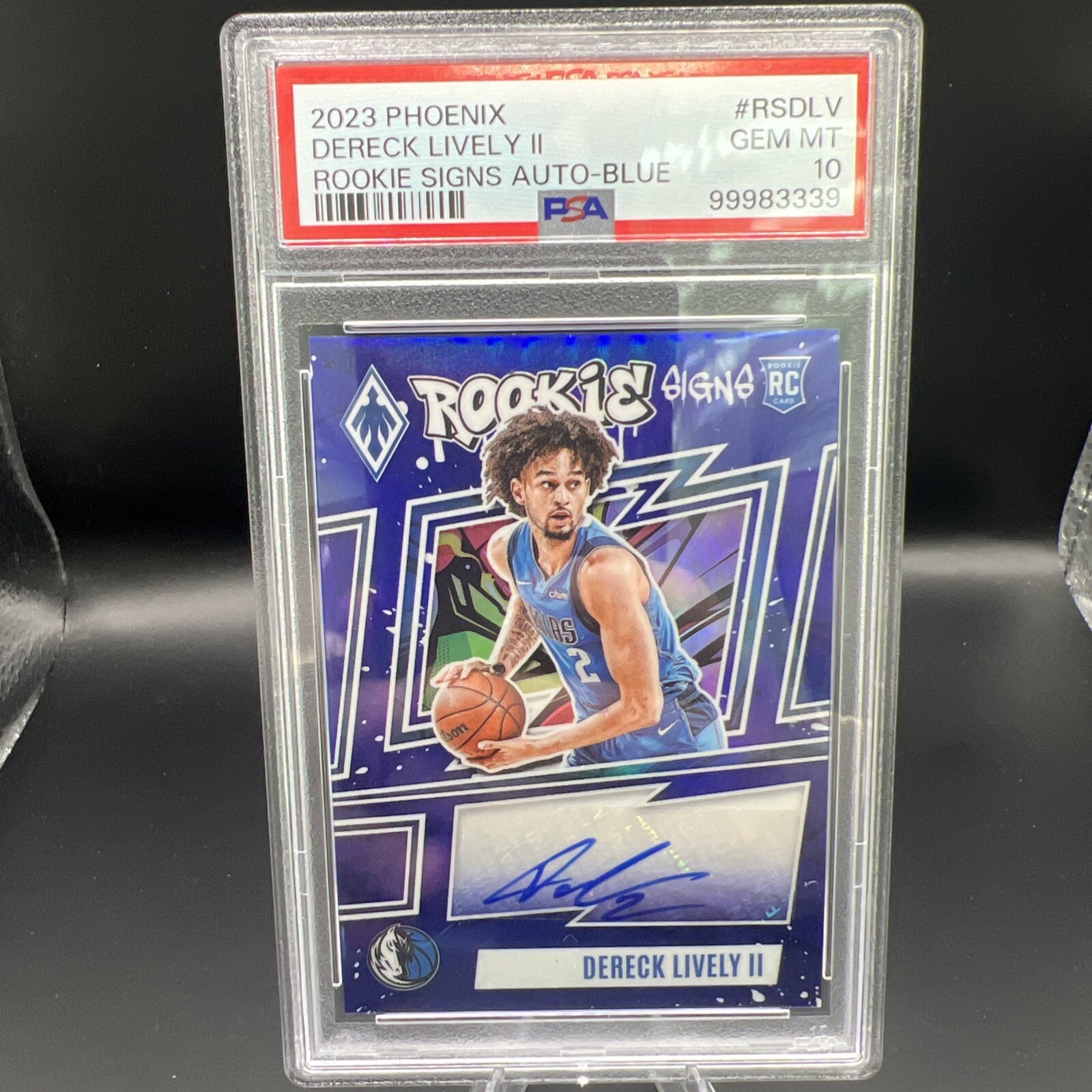 2023 Panini Phoenix Dereck Lively II Rookie Signs Blue Prizm RC Auto /25 PSA 10