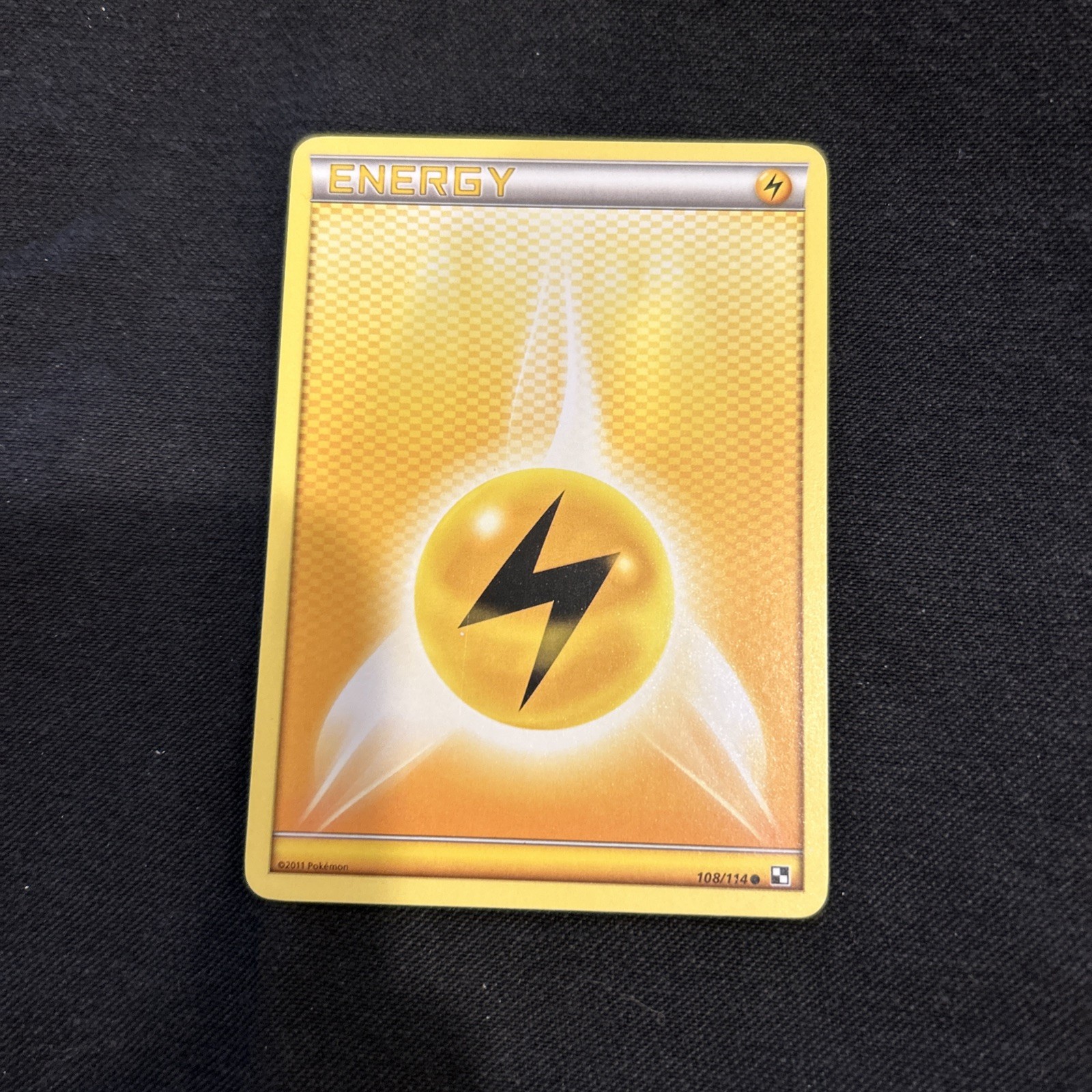 Lightning Energy 108/114 Black & White Regular