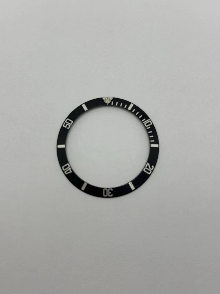 Inserto de bisel Rolex Submariner 100 % genuino vintage para 166610, 14060 y 16800 Foto 4 de 4