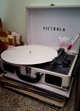 Victrola Victrola Portable White Suitcase Record Player Turntable