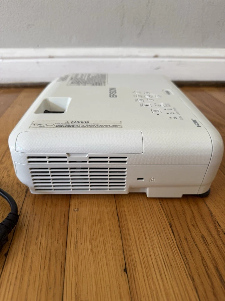 Proyector Epson VS260, 3.300 lúmenes brillo de color computadora HDMI 1,6 K horas Foto 4 de 4