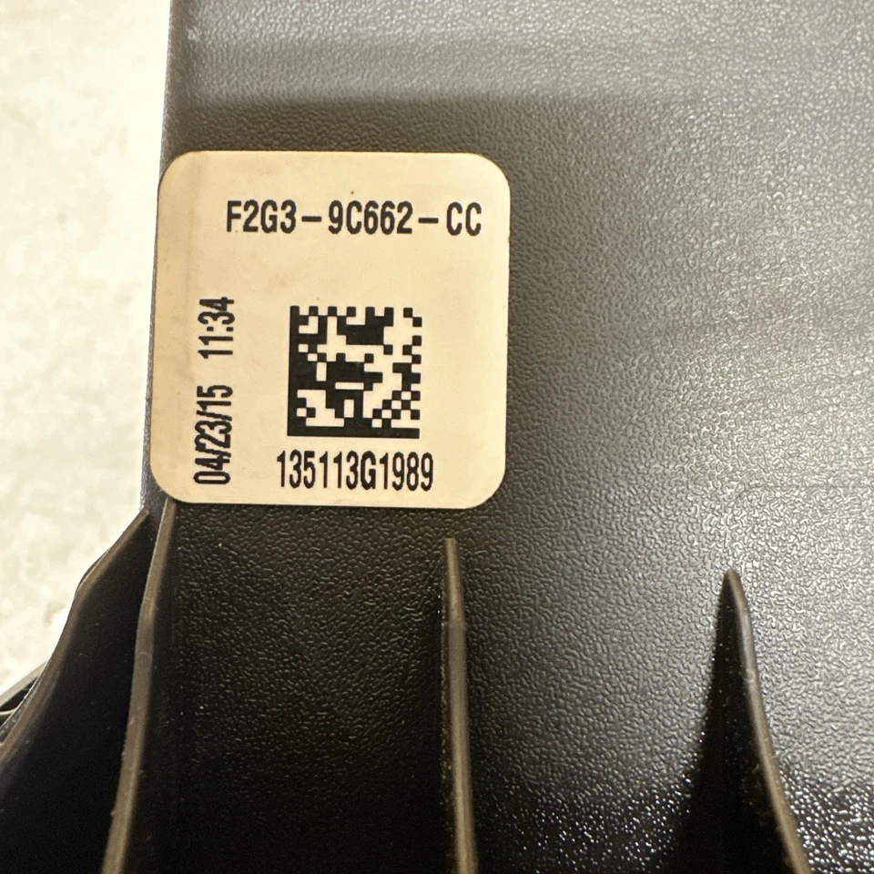 Conjunto de carcasa de caja de filtro de aire de admisión Ford Edge 2015-2024 (3,5 L) Foto 3 de 4