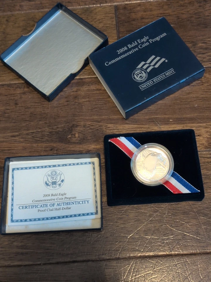 2008 Bald Eagle US Mint Half Dollar Proof Commemorative Coin with Box COA - Image 4 of 4