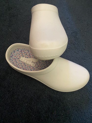 9074 Dansko Womens Kaci Molded White EVA Clog Size 39 EU 8.5-9US Practically New