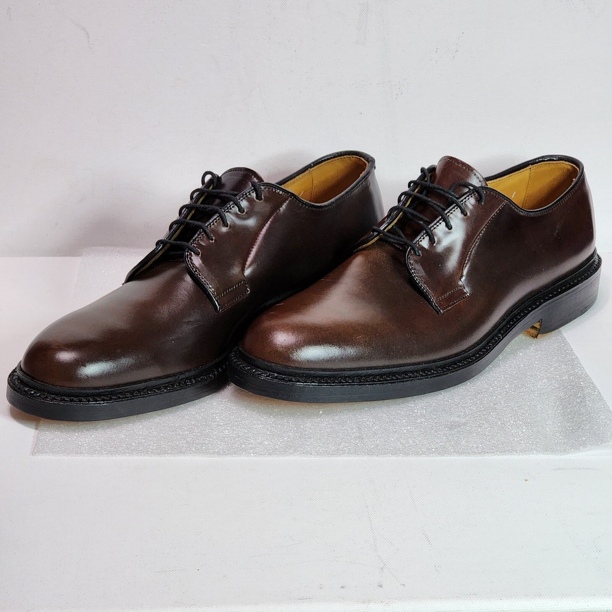 ALLEN EDMONDS 9.5AA LEEDS SHELL CORDOVAN LEATHER - Burgandy