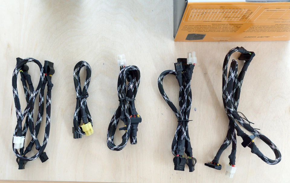 Nexus RX-5300 - 530w - Semi-modular - 80Plus Bronze - Quiet power supply - Image 4 of 4