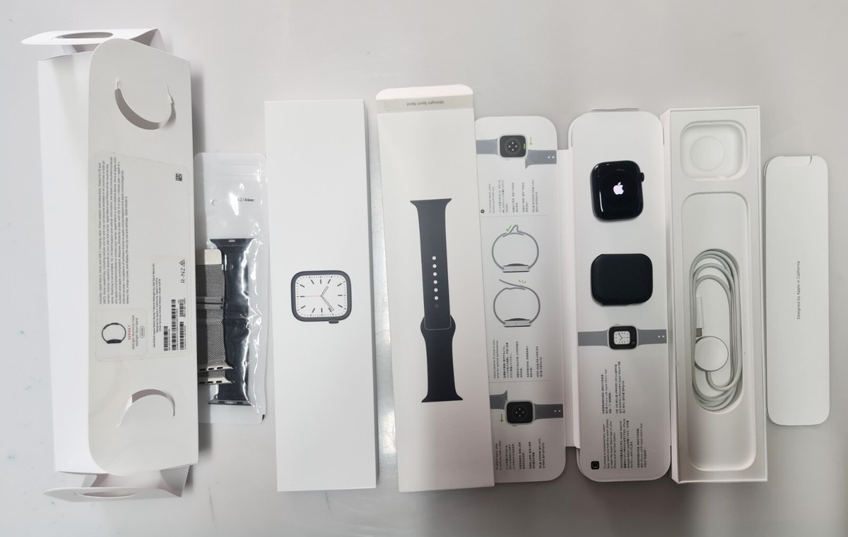 Apple Watch Nike Series 45mm Midnight Aluminium Case with