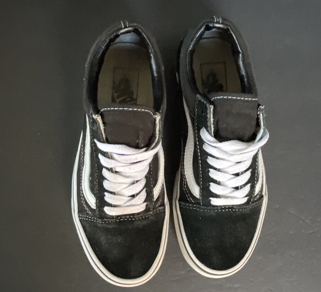 Classic Vans Old Skool Men Size 4 - Women Size 5.5  Black Low Top Shoes