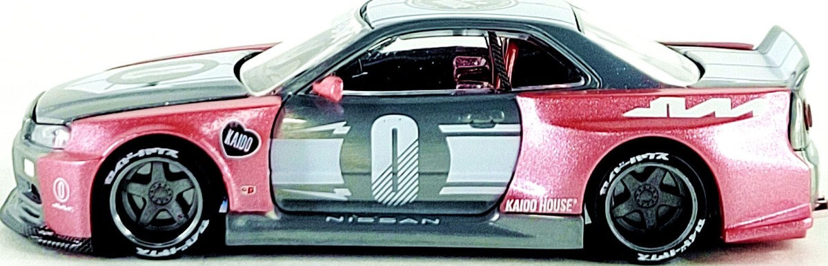 Kaido House x Mini GT Nissan Skyline (R34) Kaido Racing