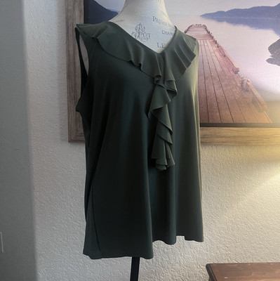 Élan + Grace Women s Green Knit V-Neck Ruffle Sleeveless Stretch Blouse 1X