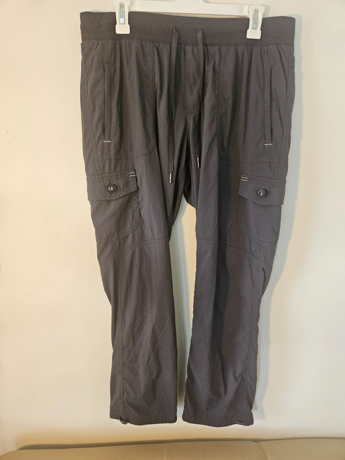L.L. BEAN MENS WORK / SPORTS / CASUAL/ LEISURE CARGO PANTS LARGE SIZE WITH WAIST