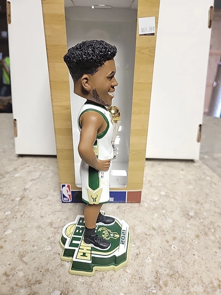 Giannis Antetokounmpo Finales NBA Jugador Más Valioso Bobblehead Milwaukee Bucks FOCO Foto 4 de 4